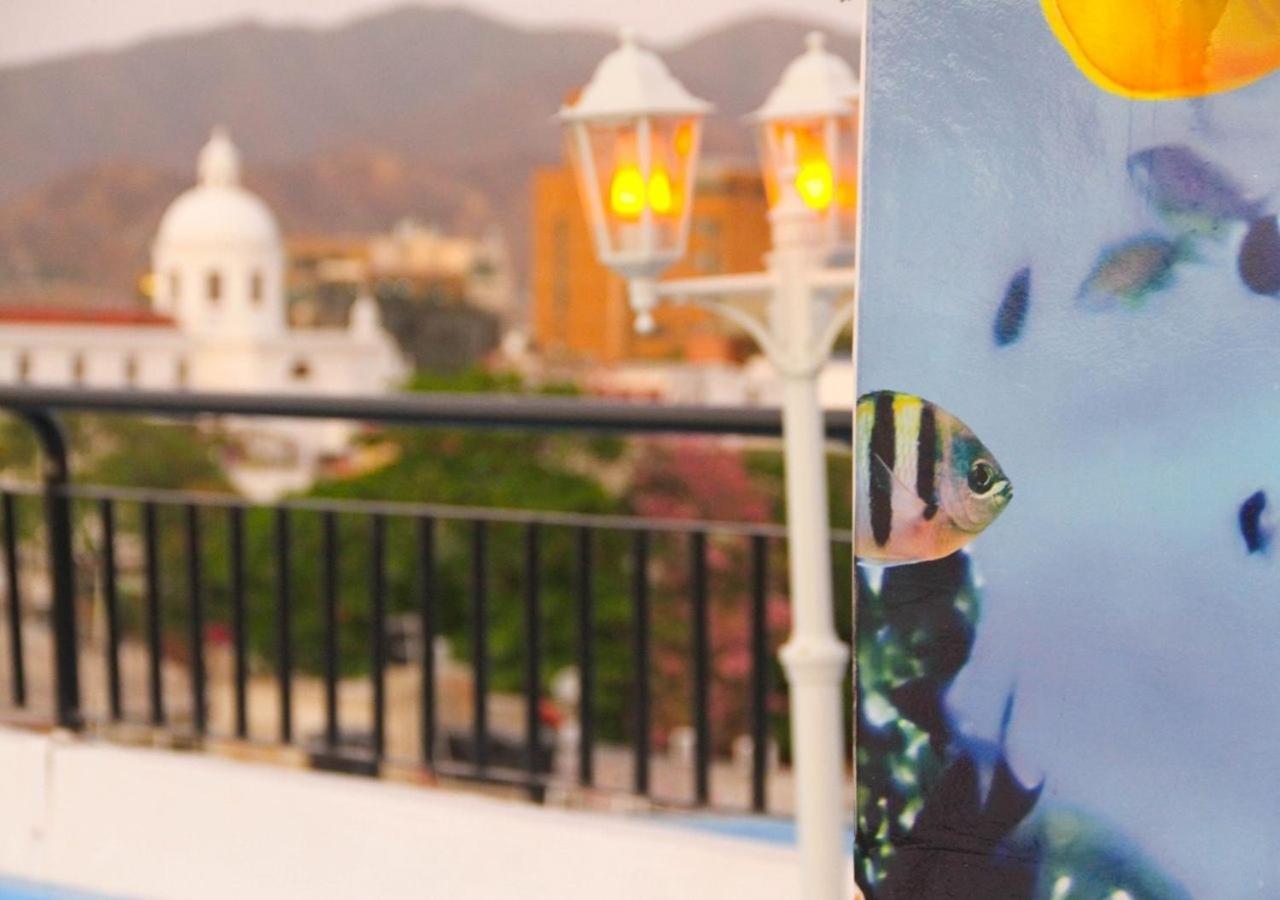 Hotel Parque De Los Novios Inn サンタ・マルタ エクステリア 写真